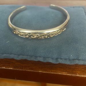 Na Hoku, Nalani cuff bracelet 14 k gold and sterling silver